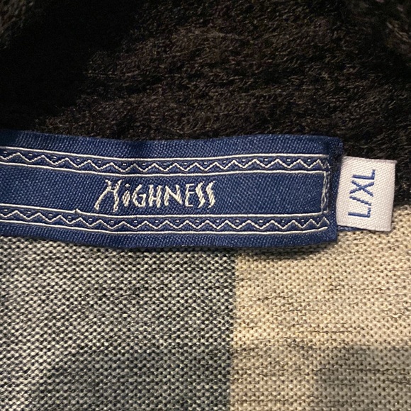 Highness - Picture 6 of 6